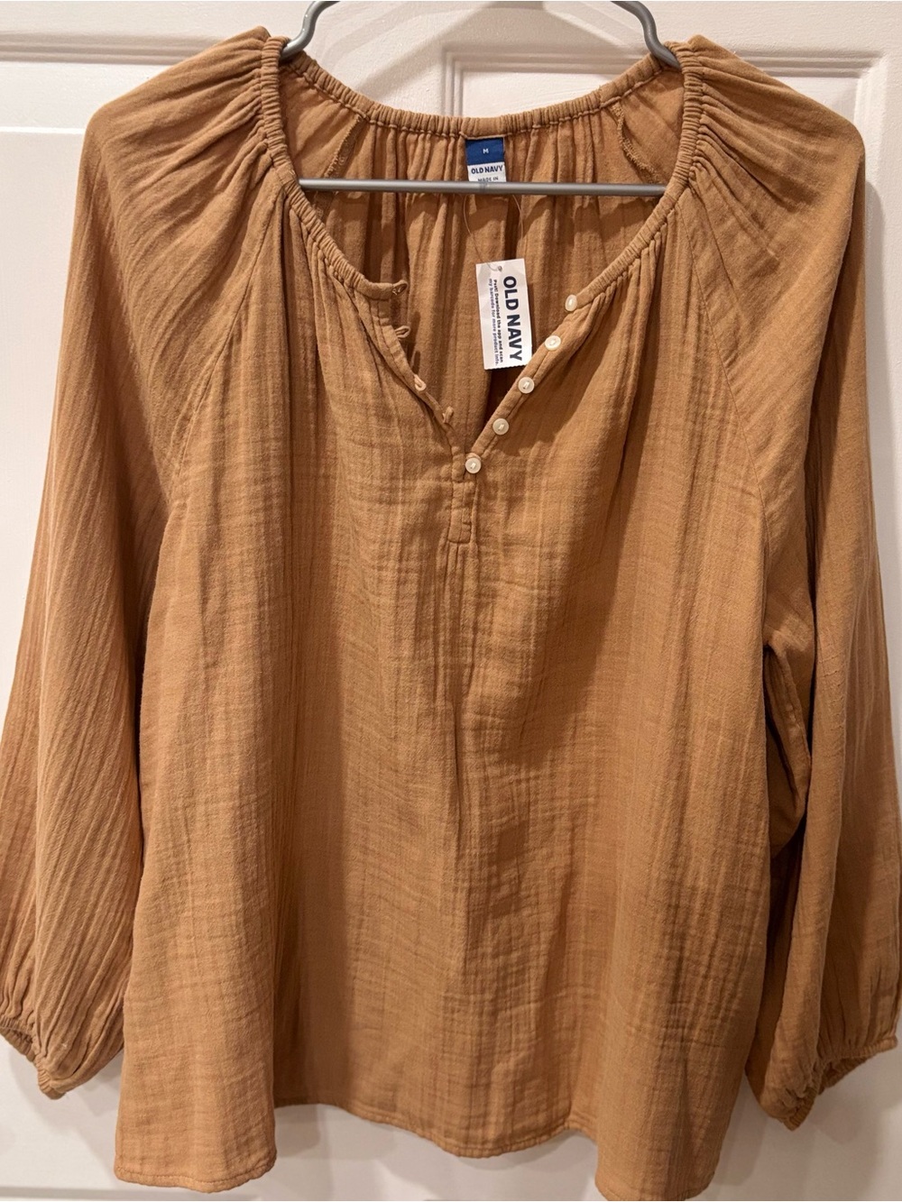 NWT Old Navy Tan/Beige Long Sleeve Peasant Blouse Top 100% CottonWomen’s M